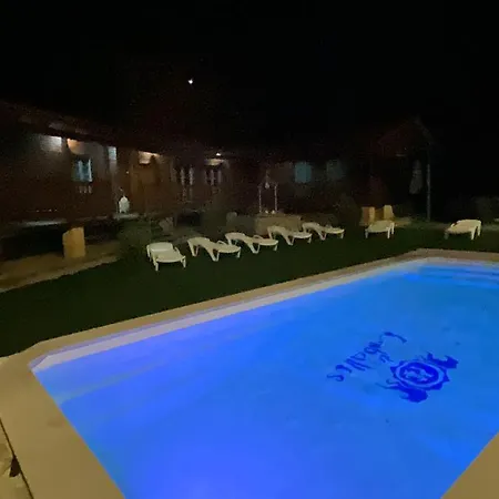 Hacienda Caballos Villa *